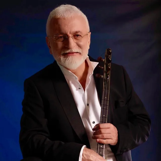 Onur Akın fotoğrafı