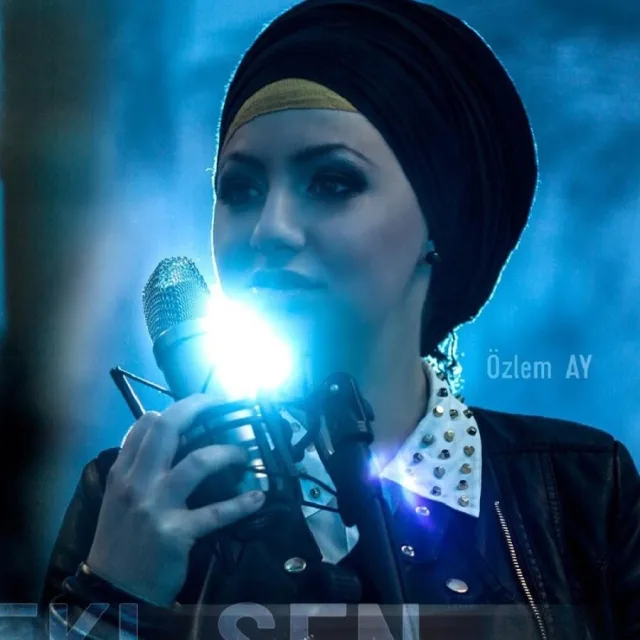 Özlem Ay fotoğrafı